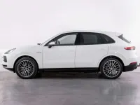 Usado Porsche Cayenne 462 CV (339 kW) 2022 Blanco SUV