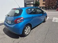 Usado Peugeot 208 Active 82 CV (60 kW) 2012 Azul Utilitario