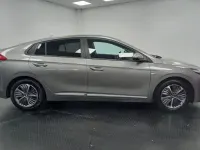 Usado Hyundai Ioniq 141 CV (103 kW) 2021 Gris Utilitario