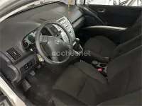 Usado Toyota Corolla Verso Luna 116 CV (85 kW) 2005 Beige Monovolumen