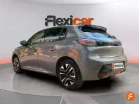 Usado Peugeot 208 Allure 100 CV (73 kW) 2025 Gris Utilitario