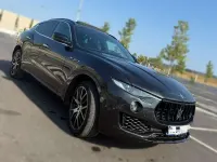 Usado Maserati Levante 275 CV (202 kW) 2016 Gris SUV