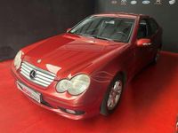Usado Mercedes C200 Classic 163 CV (119 kW) 2002 Granate Berlina