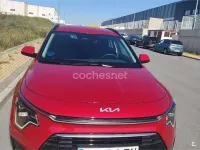 Usado Kia Niro 183 CV (134 kW) 2022 Granate SUV