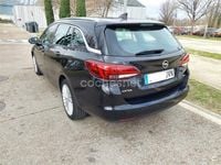 Usado Opel Astra Excellence 136 CV (100 kW) 2016 Negro Familiar