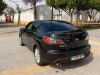 Usado Mazda 3 Luxury 150 CV (110 kW) 2009 Negro Berlina
