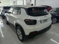 Usado Jeep Avenger Altitude 101 CV (74 kW) 2023 Blanco SUV