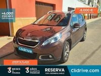 Usado Peugeot 2008 Active 92 CV (67 kW) 2014 Marrón SUV