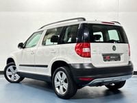 Usado Skoda Yeti Ambition 110 CV (80 kW) 2010 Blanco SUV