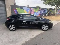 Usado Renault Mégane III Privilege 130 CV (95 kW) 2010 Negro Berlina