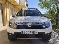 Usado Dacia Duster Ambiance 105 HP (77 kW) 2011 Branco SUV