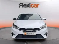 Usado Kia Ceed 136 CV (100 kW) 2023 Blanco Utilitario