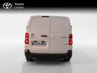Usado Toyota Proace 100 kW (136 CV) 2023 Blanco Monovolumen