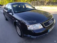 Usado Audi A6 130 CV (95 kW) 2001 Negro Berlina