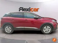 Usado Peugeot 3008 Style 131 CV (96 kW) 2021 Rojo SUV