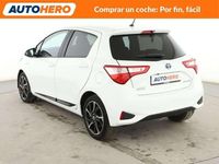 Usado Toyota Yaris Hybrid 101 CV (74 kW) 2017 Blanco Berlina