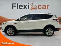 Usado Ford Kuga Trend 120 CV (88 kW) 2017 Blanco SUV