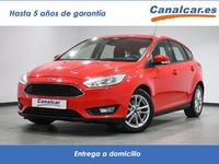 Usado Ford Focus Trend 125 CV (91 kW) 2017 Rojo Berlina