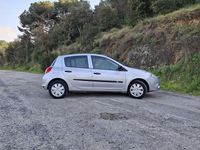 Usado Renault Clio II Expression 75 CV (55 kW) 2011 Utilitario