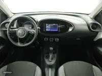 Usado Toyota Aygo X Play 72 CV (52 kW) 2022 Blanco SUV