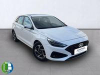 Usado Hyundai i30 100 CV (73 kW) 2024 Blanco Berlina