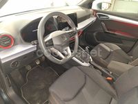 Usado Seat Arona FR 110 CV (80 kW) 2023 Gris / plata SUV