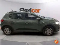 Usado Dacia Sandero Expression 91 CV (66 kW) 2023 Gris Utilitario