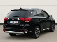 Usado Mitsubishi Outlander 205 CV (150 kW) 2018 Negro SUV