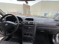 Usado Opel Astra Club 75 CV (55 kW) 2001 Gris / plata Berlina