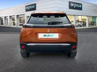 Usado Peugeot 2008 Allure 100 HP (73 kW) 2022 Laranja SUV
