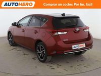 Usado Toyota Auris Hybrid Edition 136 CV (100 kW) 2018 Rojo Utilitario