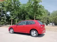 Usado Mitsubishi Colt 103 CV (75 kW) 2003 Rojo Utilitario