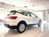 Usado Seat Arona Ecomotive 95 CV (69 kW) 2020 Blanco SUV