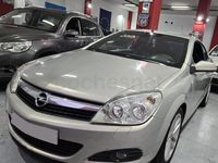 Usado Opel Astra Cabriolet Enjoy 140 CV (102 kW) 2007 Beige Descapotable