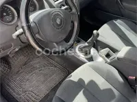 Usado Renault Mégane Privilege 98 CV (72 kW) 2005 Marrón Berlina