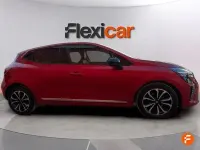 Usado Renault Clio Techno 90 CV (66 kW) 2025 Rojo Utilitario