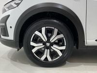 Usado Dacia Sandero Comfort 91 CV (66 kW) 2022 Blanco Berlina