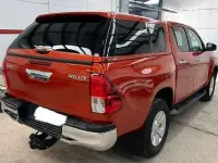 Usado Toyota HiLux 150 CV (110 kW) 2020 Naranja Pickup/Camioneta