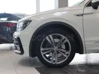 Usado VW Tiguan R-line 190 CV (139 kW) 2020 Blanco SUV