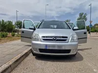 Usado Opel Meriva Enjoy 100 CV (73 kW) 2004 Gris / plata Monovolumen