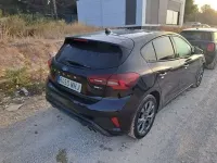Usado Ford Focus ST-Line 155 CV (114 kW) 2023 Negro Utilitario