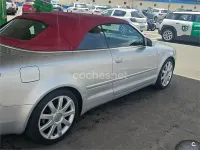 Usado Audi A4 Cabriolet 220 CV (161 kW) 2003 Gris / plata Descapotable
