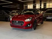 Usado Suzuki Swift 83 CV (61 kW) 2021 Rojo Utilitario