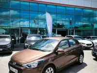 Käytetty Hyundai i20 75 HP (55 kW) 2017 Ruskea Viistoperä