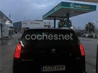 Usado Peugeot 5008 Allure 150 CV (110 kW) 2013 Negro Monovolumen
