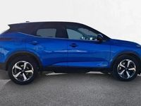 Usado Nissan Qashqai N-Connecta 190 CV (139 kW) 2023 Magnetic blue con techo midnig SUV