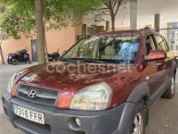 Usado Hyundai Tucson Comfort 140 CV (102 kW) 2006 Rojo SUV