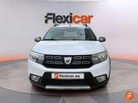 Käytetty Dacia Sandero Stepway 90 HP (66 kW) 2017 Valkoinen Sedan