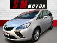 Usado Opel Zafira Tourer Expression 120 CV (88 kW) 2016 Gris / plata Monovolumen