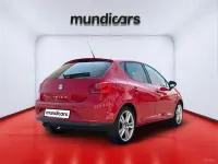 Usado Seat Ibiza Style 105 CV (77 kW) 2009 Rojo Berlina